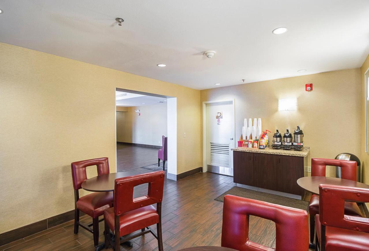 Red Roof Inn Plus + Phoenix West ภายนอก รูปภาพ