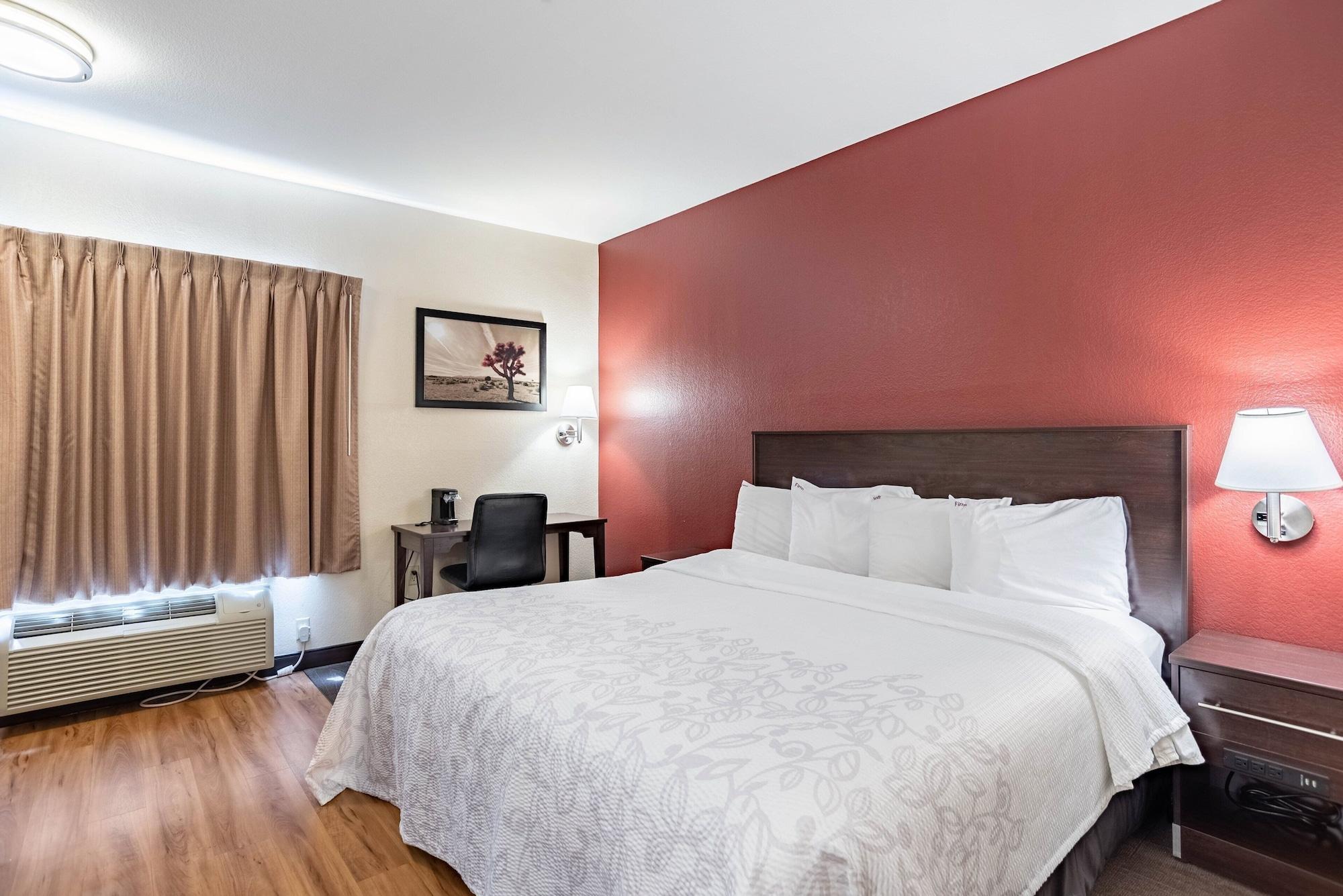 Red Roof Inn Plus + Phoenix West ภายนอก รูปภาพ