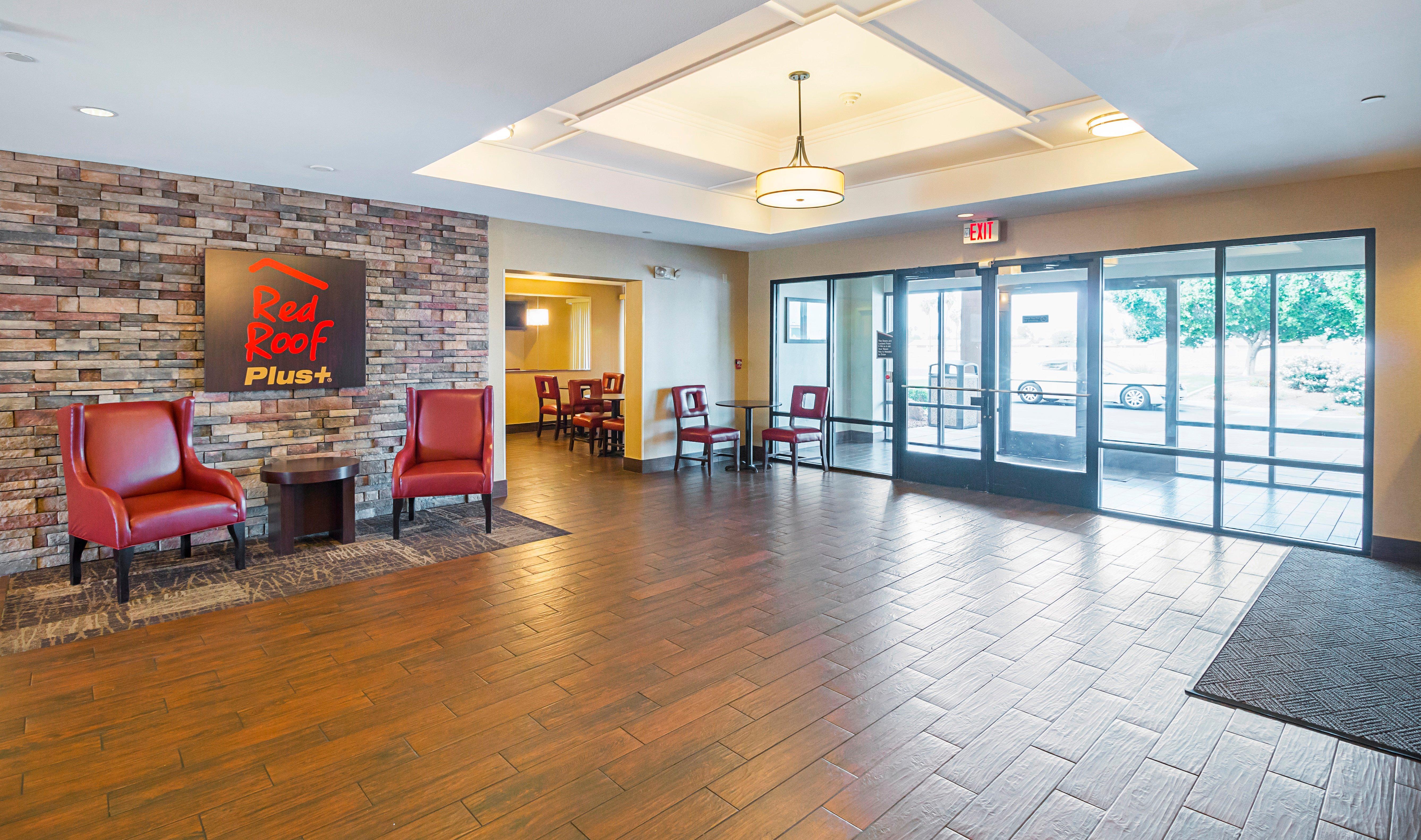 Red Roof Inn Plus + Phoenix West ภายนอก รูปภาพ
