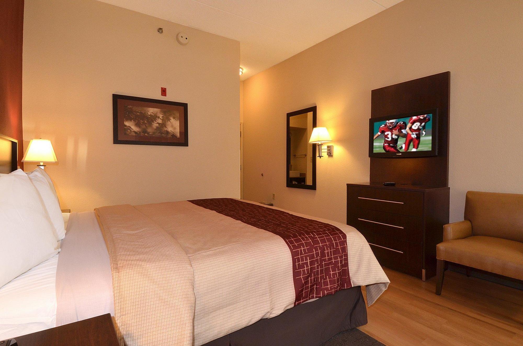 Red Roof Inn Plus + Phoenix West ภายนอก รูปภาพ