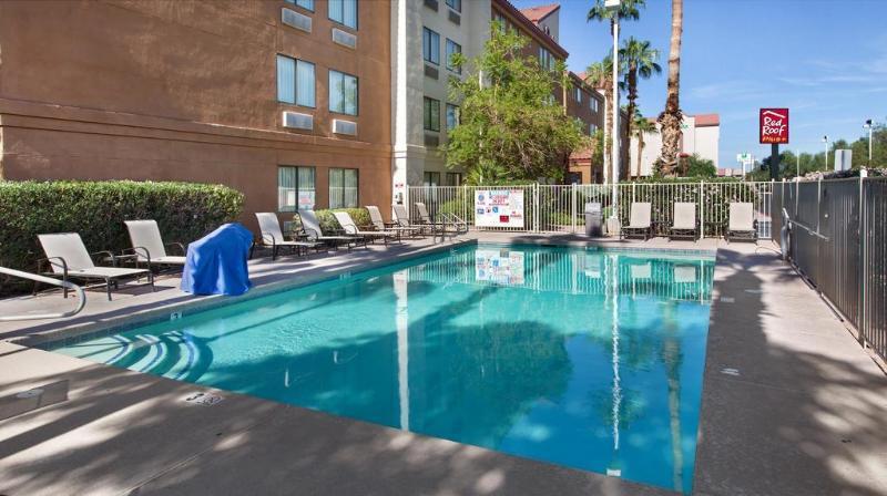 Red Roof Inn Plus + Phoenix West ภายนอก รูปภาพ